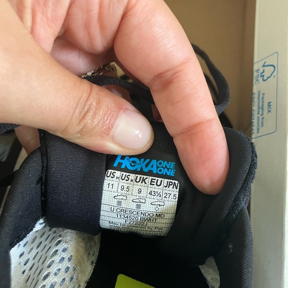 HOKA CRESCENDO MD black/white size 9.5 Men’s or size 11 Women’s - Picture 7 of 9